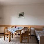 Welcoming For Families In Апартаменти