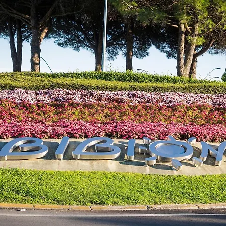 Welcoming For Families In Апартаменти *